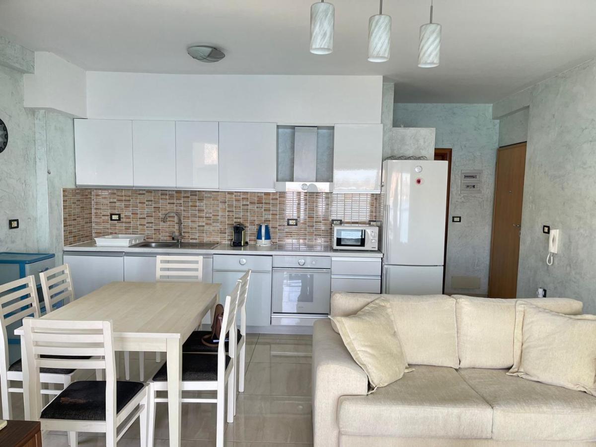 1-Stunning Sea View Apartments! Саранде Екстериор снимка