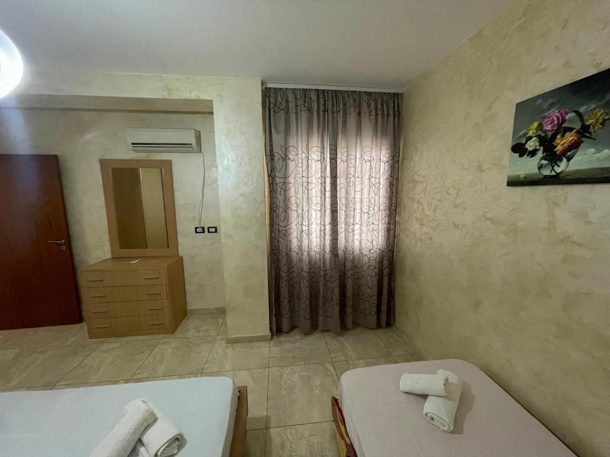 1-Stunning Sea View Apartments! Саранде Екстериор снимка